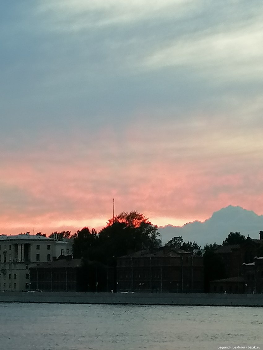 Санкт-Петербург: розы, Август, Нева, закат - часть третья (фото 5)