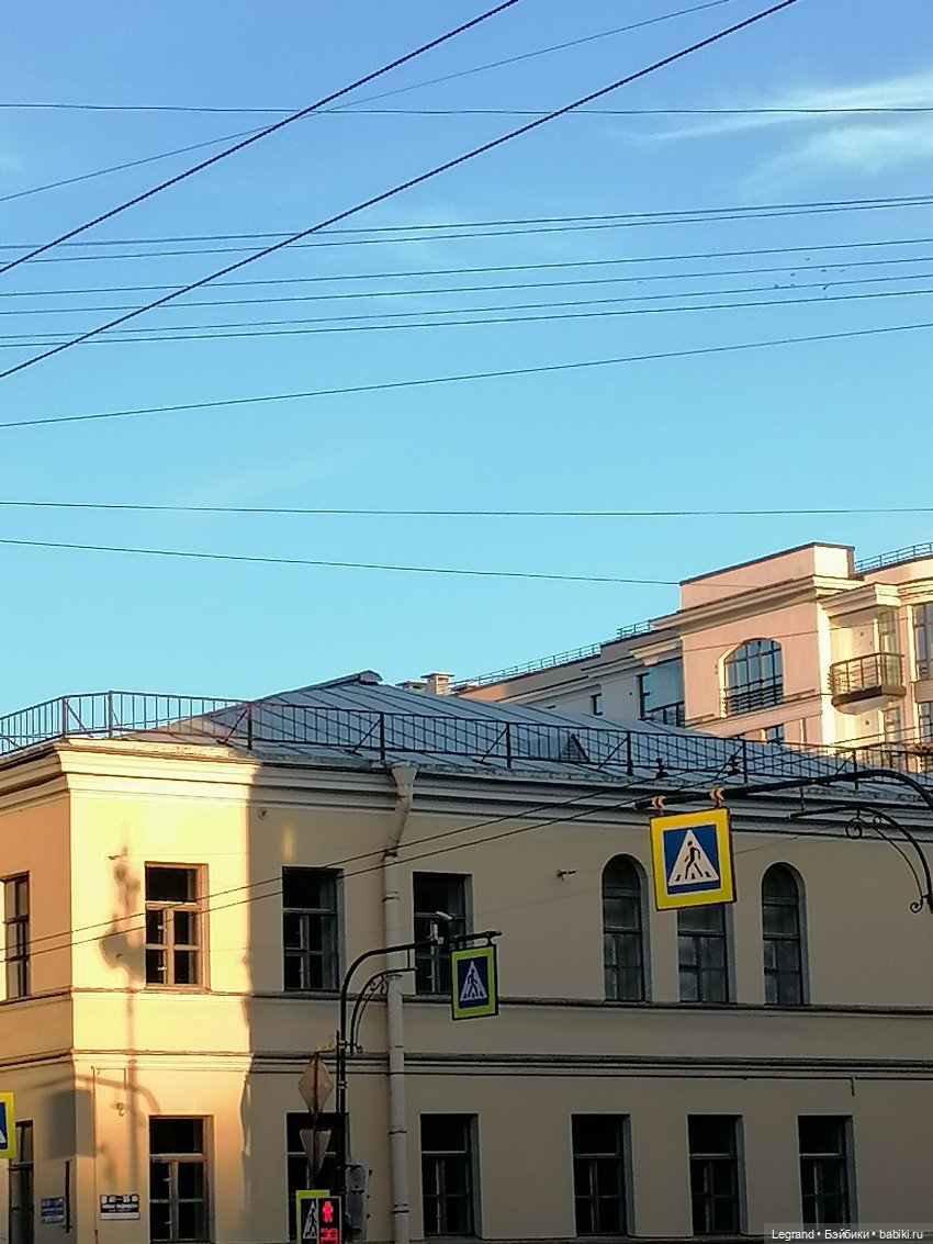 Лурения - Петербург: День гуляний по крышам😊