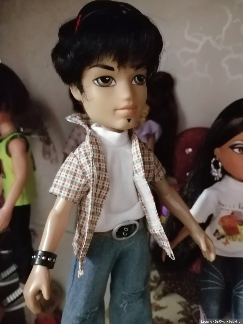 Они сами пишут свои истории: три сообщения, полученные Жераром