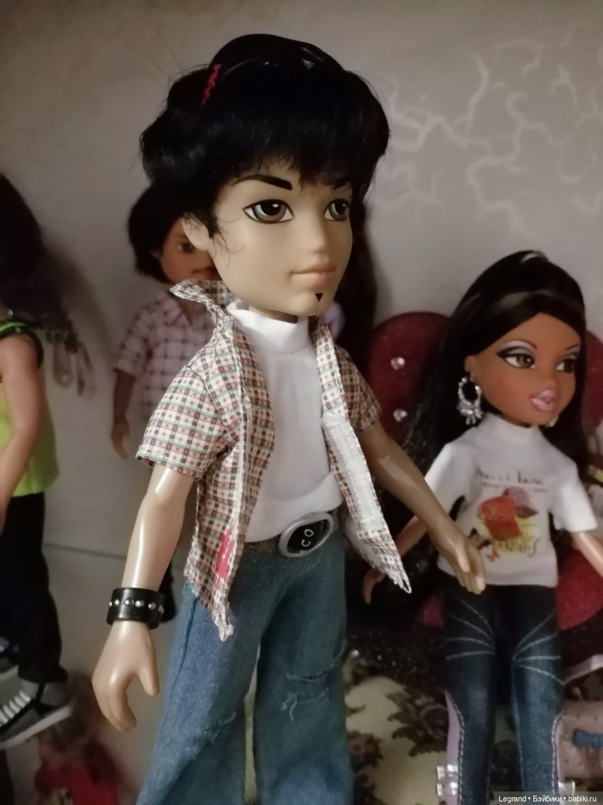 Они сами пишут свои истории: три сообщения, полученные Жераром