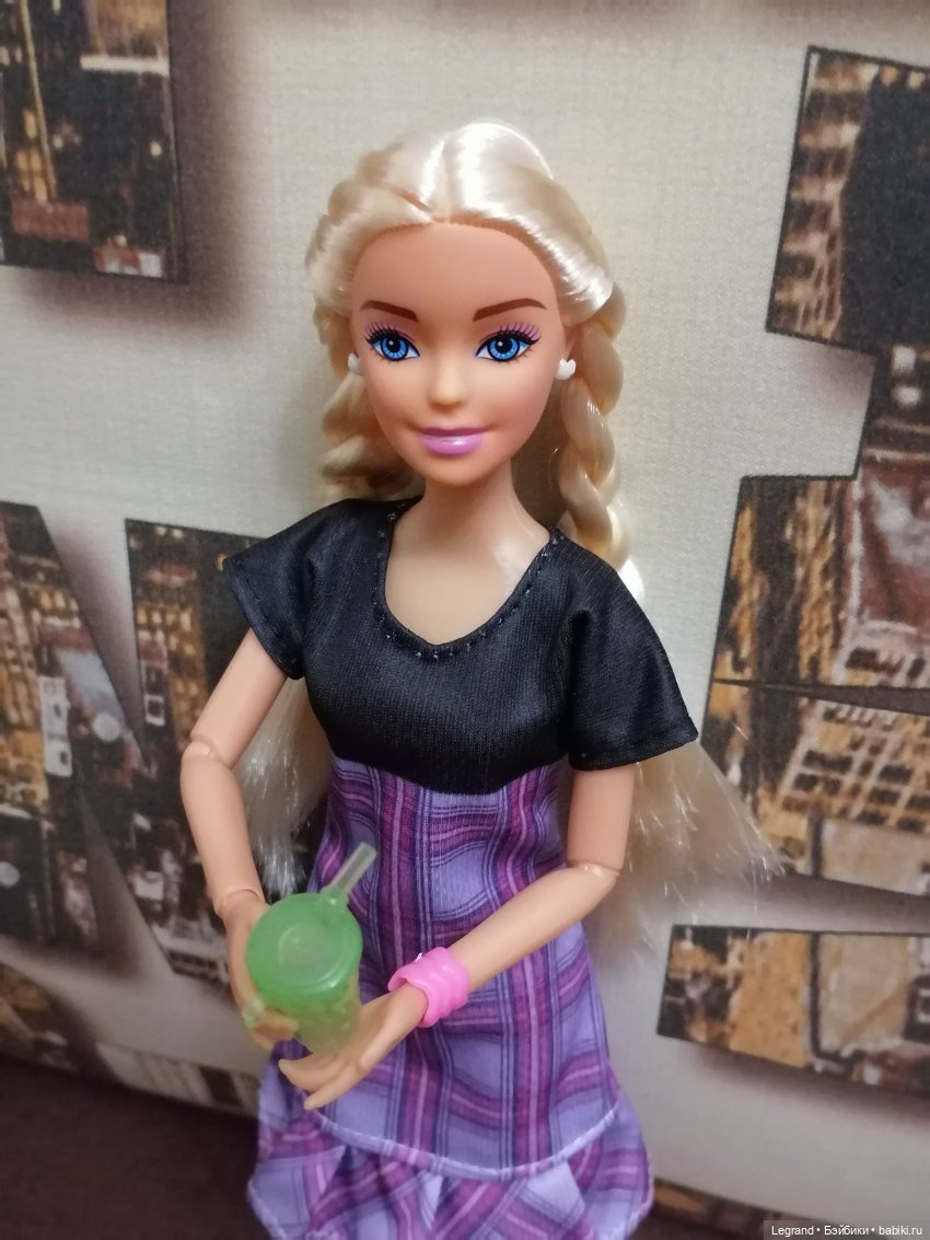 Они сами пишут свои истории: Неожиданная новенькая (фото 2)