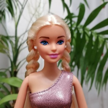 Шебнем в платье от Elenpriv и в новом купальнике