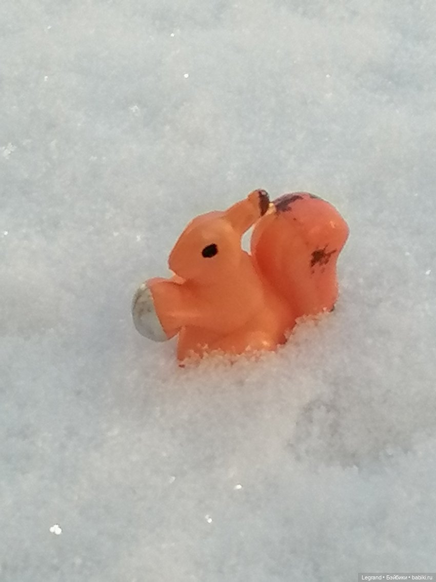 Заснеженный Санкт-Петербург: прогулка с винтажной белкой