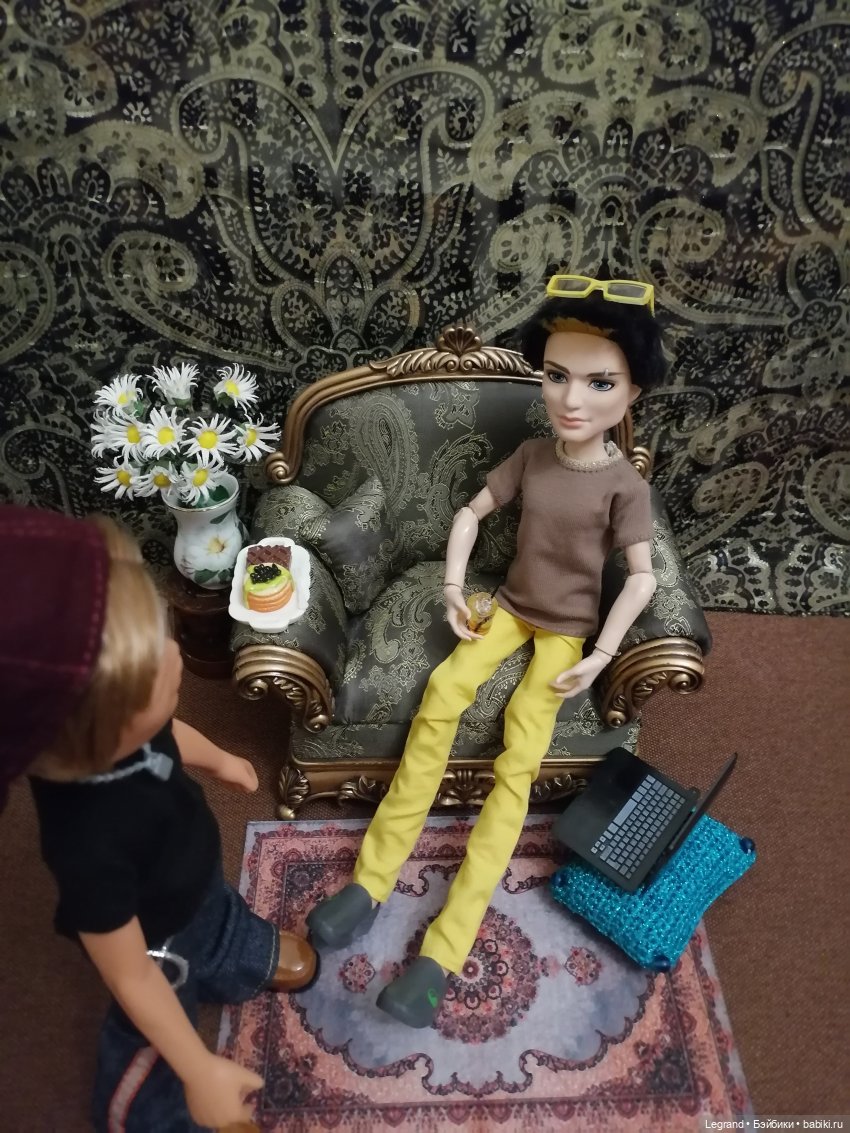 Они сами пишут свои истории: Там, на моей стороне Луны (фото 4)