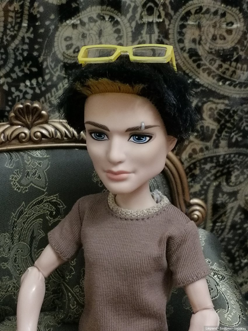 Они сами пишут свои истории: Там, на моей стороне Луны