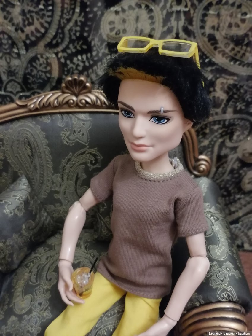 Они сами пишут свои истории: Там, на моей стороне Луны