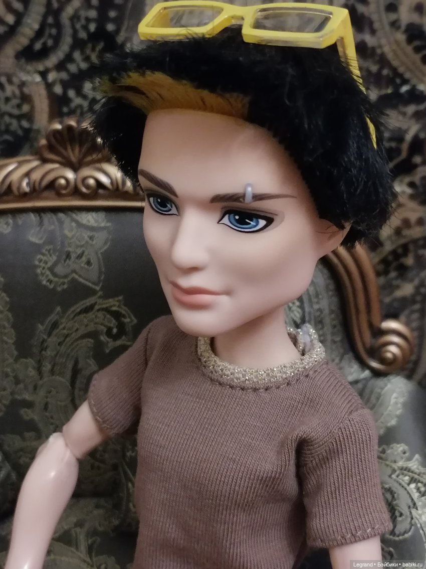 Они сами пишут свои истории: Там, на моей стороне Луны