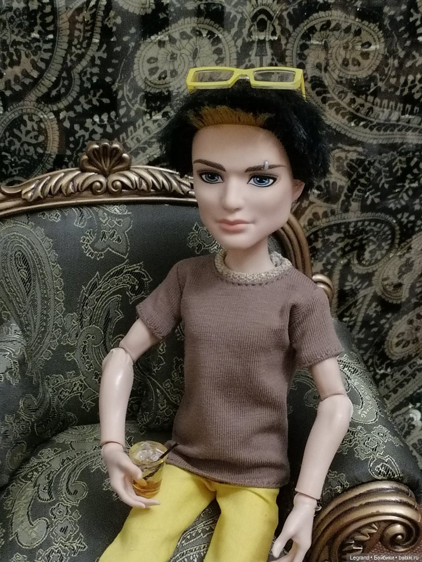 Они сами пишут свои истории: Там, на моей стороне Луны