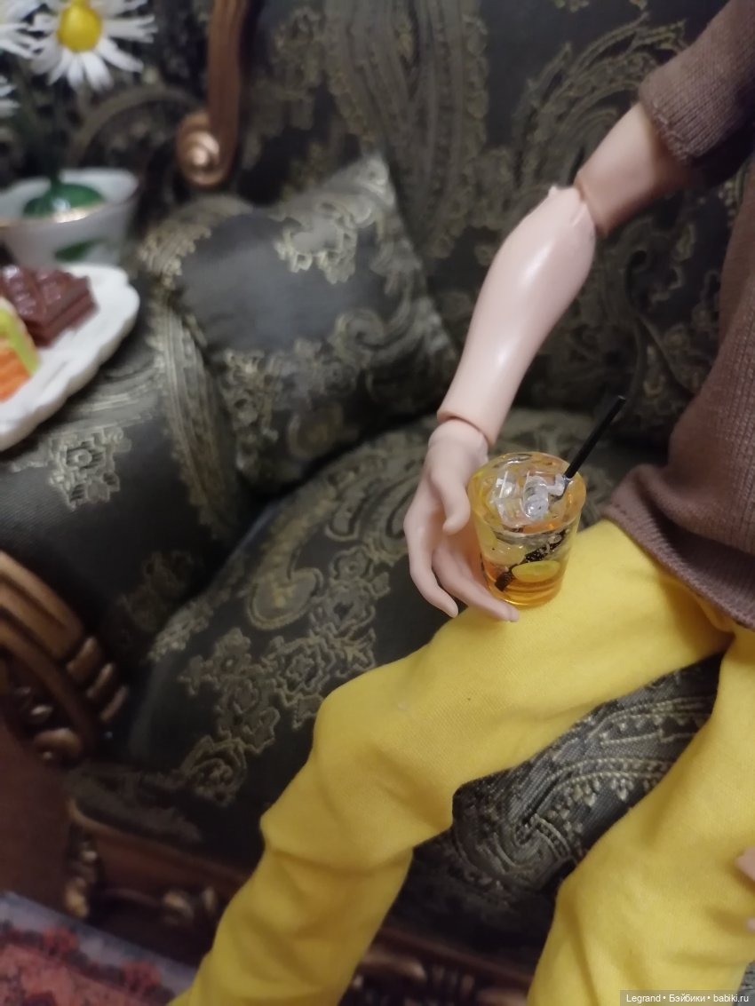 Они сами пишут свои истории: Там, на моей стороне Луны (фото 3)