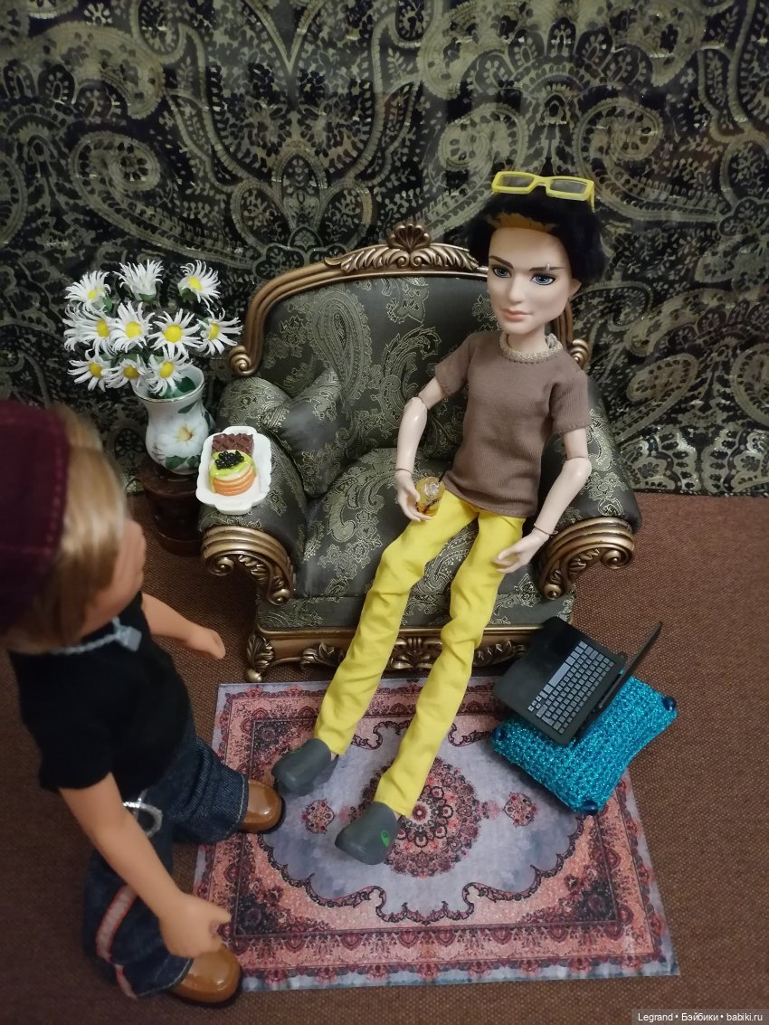 Они сами пишут свои истории: Там, на моей стороне Луны (фото 8)