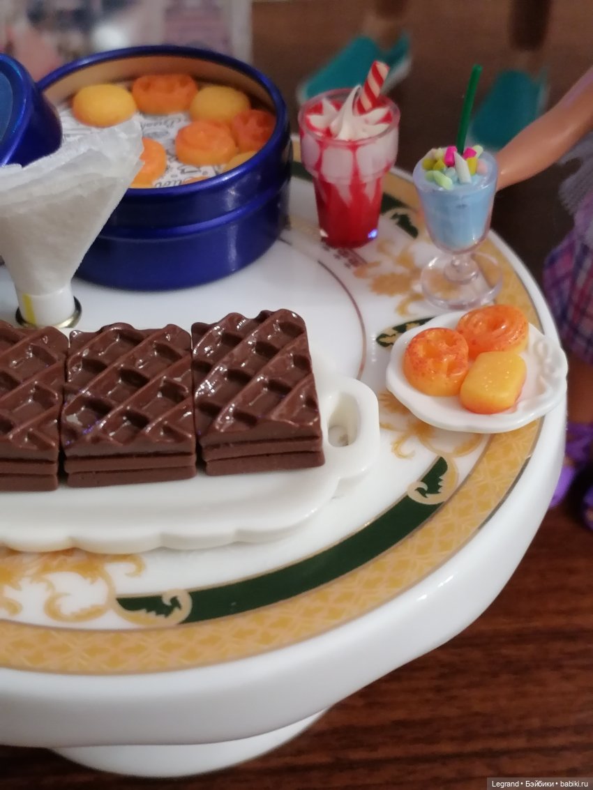 Они сами пишут свои истории: Аполлинер, Тьерри и кое-кто ещё😊