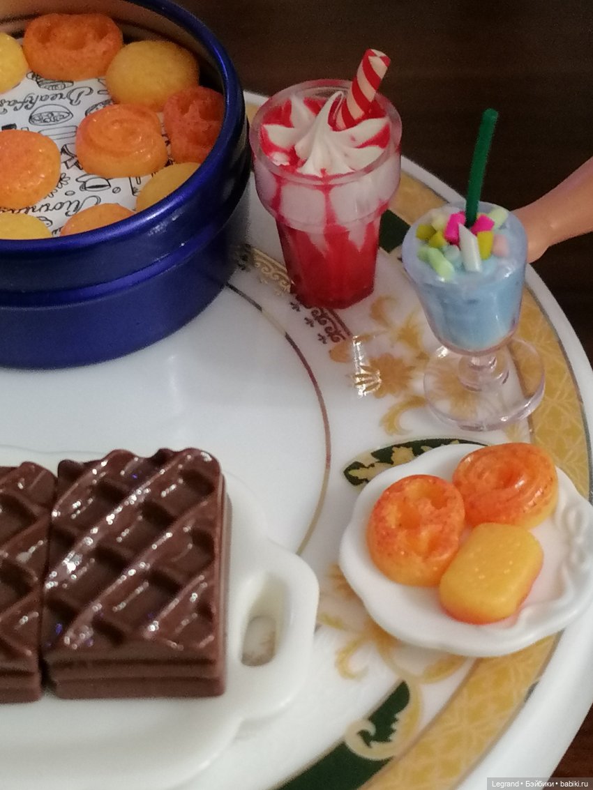 Они сами пишут свои истории: Аполлинер, Тьерри и кое-кто ещё😊