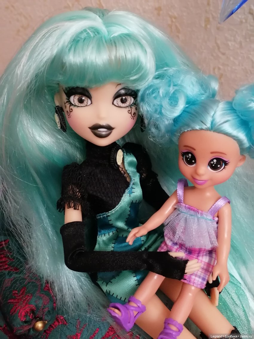 Лурения: Янина, Аполлинер и дети на вилле