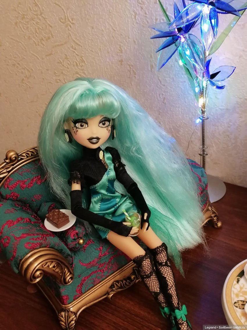 Лурения: Янина с дочками на вилле (фото 3)