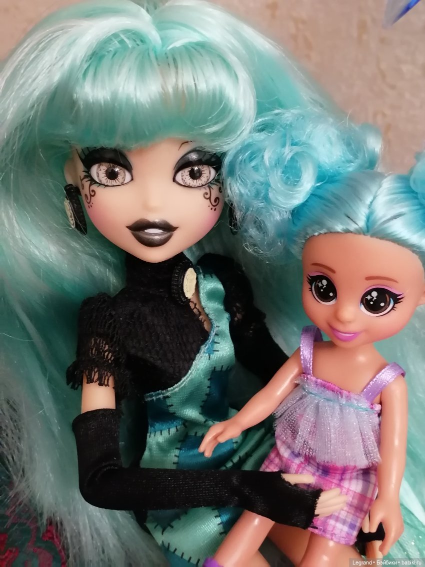 Лурения: Янина, Аполлинер и дети на вилле