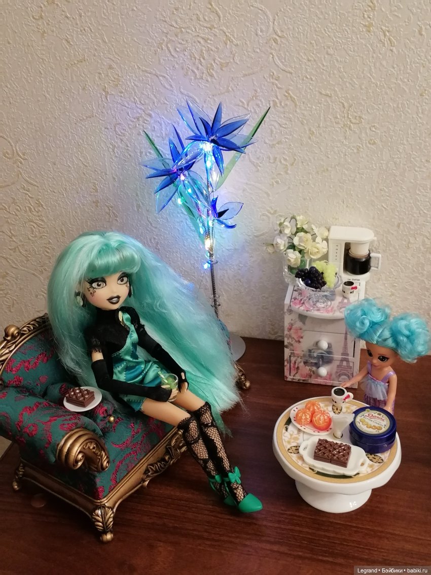 Лурения: Янина с дочками на вилле (фото 7)