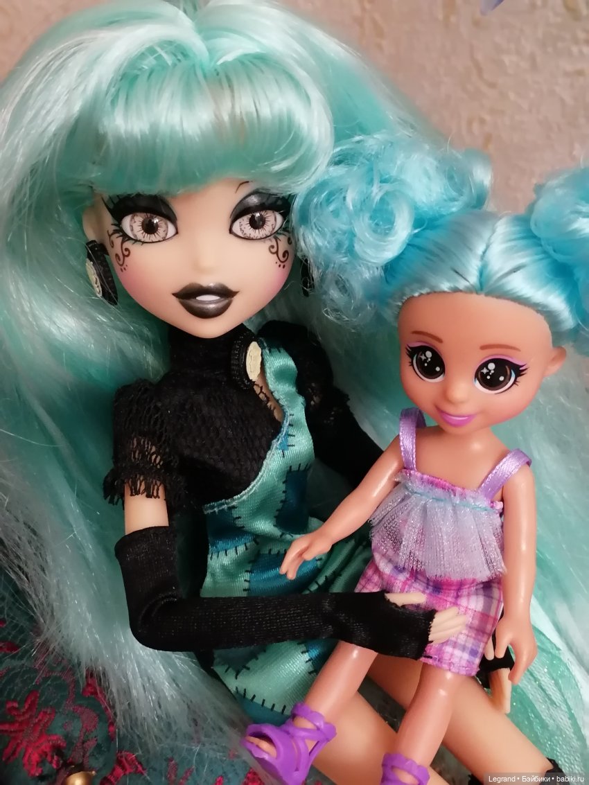 Лурения: Янина, Аполлинер и дети на вилле