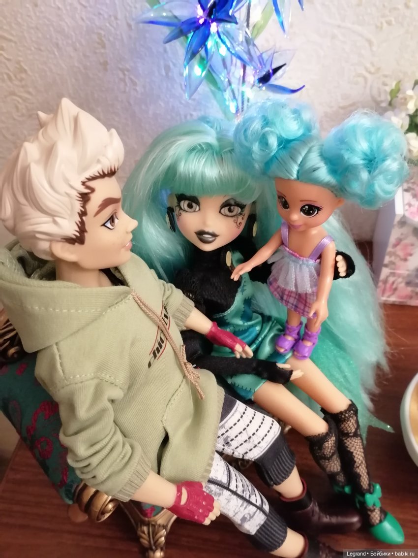 Они сами пишут свои истории: Янина, Аполлинер и их дочка