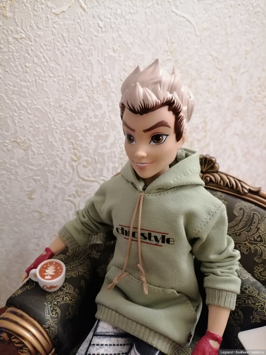 Они сами пишут свои истории: Янина, Аполлинер и их дочка