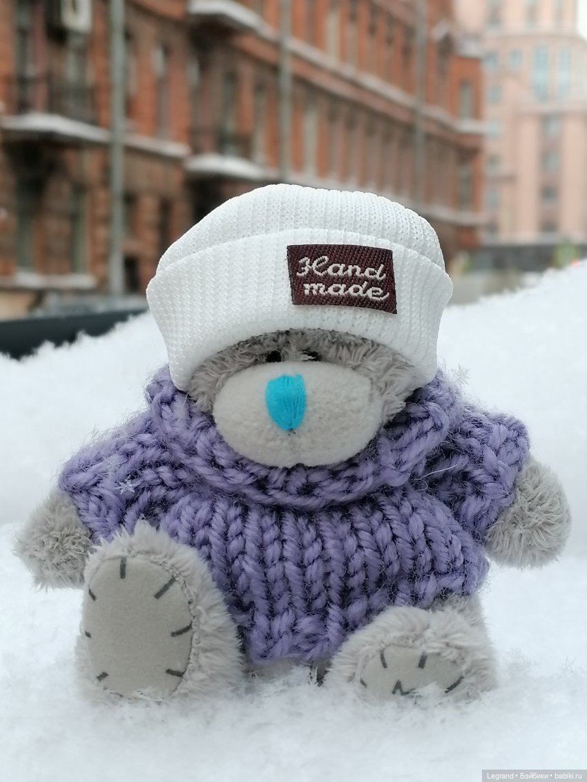 Зимний Санкт-Петербург: медвежонок Барыш на прогулке (фото 6)