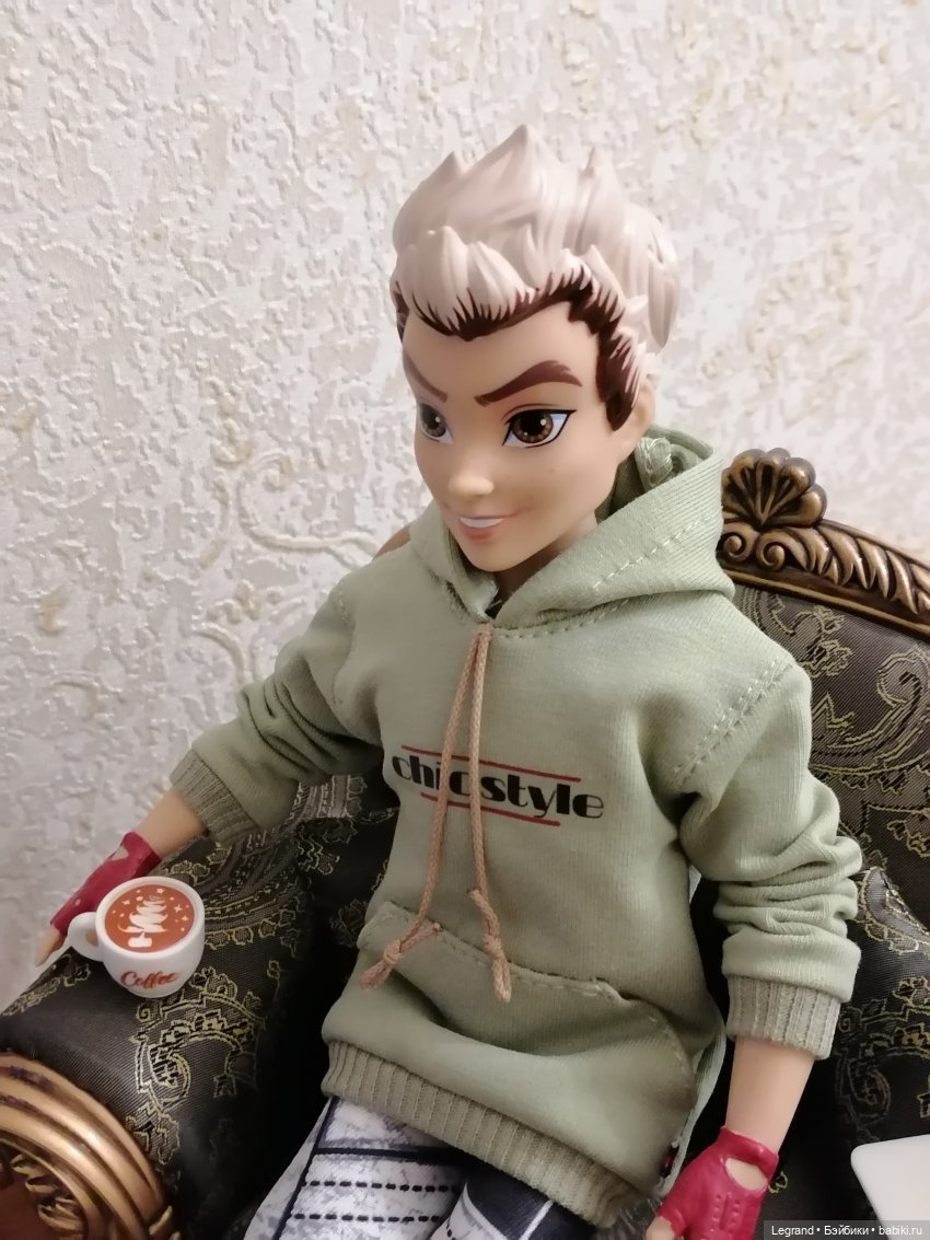 Они сами пишут свои истории: Янина, Аполлинер и их дочка