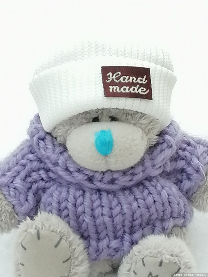 Зимний Санкт-Петербург: медвежонок Барыш на прогулке