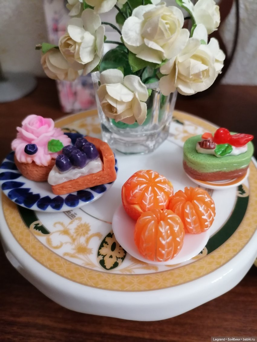 Лурения: Бойкая рыжая девочка