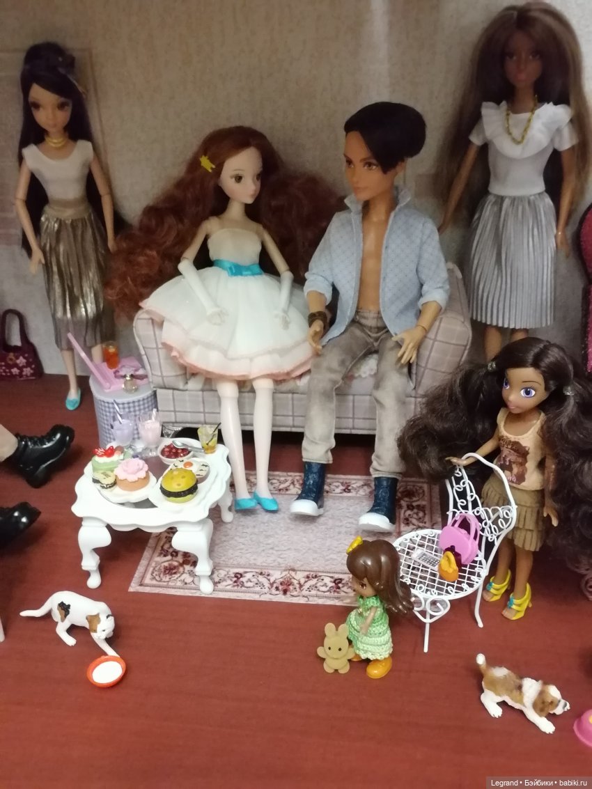 Лурения: перестановки на куклополках и спальня для Жак-Анжа (фото 8)