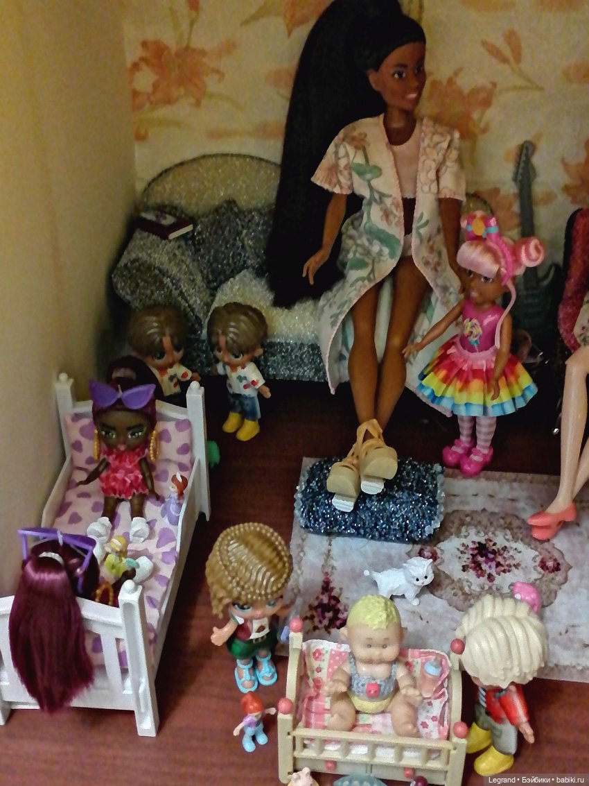 Лурения: продолжаем обновлять куклополки