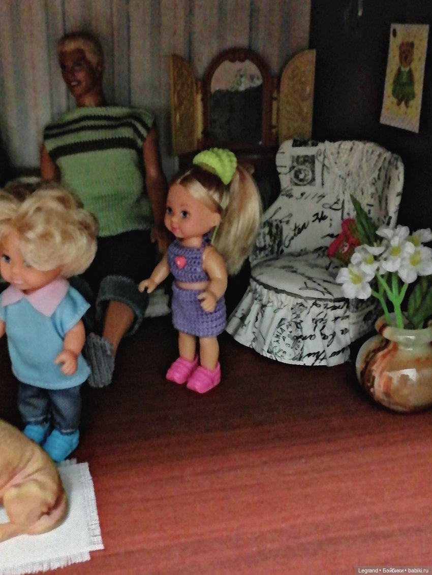 Лурения: продолжаем обновлять куклополки