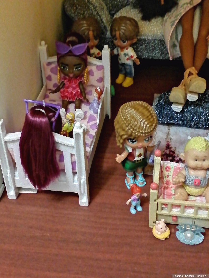 Лурения: продолжаем обновлять куклополки