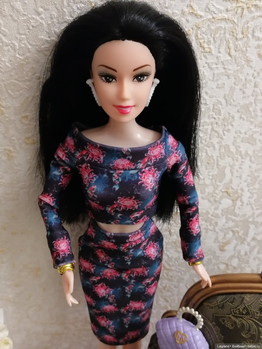 Лурения: Гёнюль в аутфите от Elenpriv и столик в комнату Эльзы | Бэйбики Лурения: Гёнюль в аутфите от Elenpriv и столик в комнату Эльзы (фото 2)