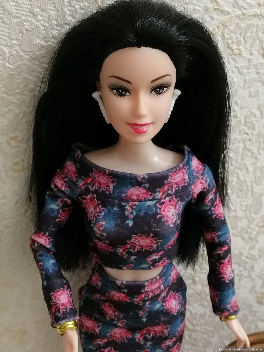 Лурения: Гёнюль в аутфите от Elenpriv и столик в комнату Эльзы | Бэйбики Лурения: Гёнюль в аутфите от Elenpriv и столик в комнату Эльзы (фото 5)