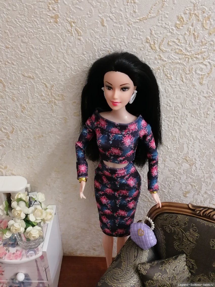 Лурения: Гёнюль в аутфите от Elenpriv и столик в комнату Эльзы | Бэйбики Лурения: Гёнюль в аутфите от Elenpriv и столик в комнату Эльзы (фото 3)