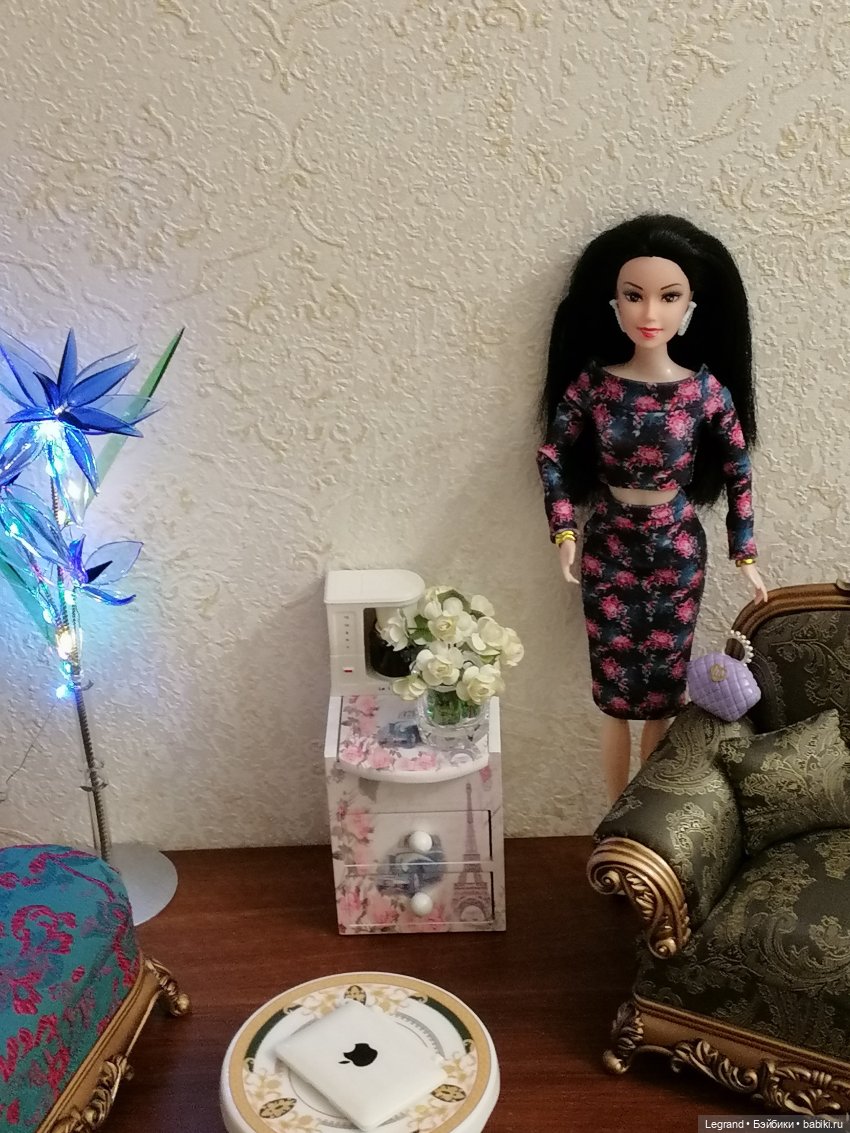 Лурения: Гёнюль в аутфите от Elenpriv и столик в комнату Эльзы | Бэйбики Лурения: Гёнюль в аутфите от Elenpriv и столик в комнату Эльзы (фото 10)