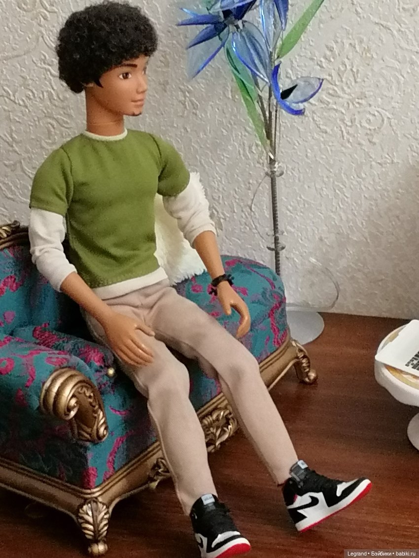 Они сами пишут свои истории: Ночь, вилла, новенькая Sonya Rose