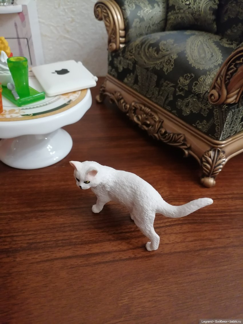 Они сами пишут свои истории: Гёнюль на вилле - виниловые пластинки (фото 5)