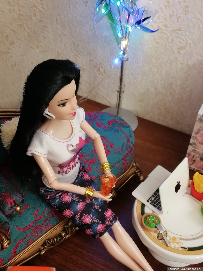 Они сами пишут свои истории: Гёнюль и Бурджу