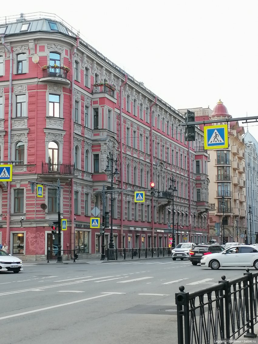 Санкт-Петербург: Аланья на прогулке