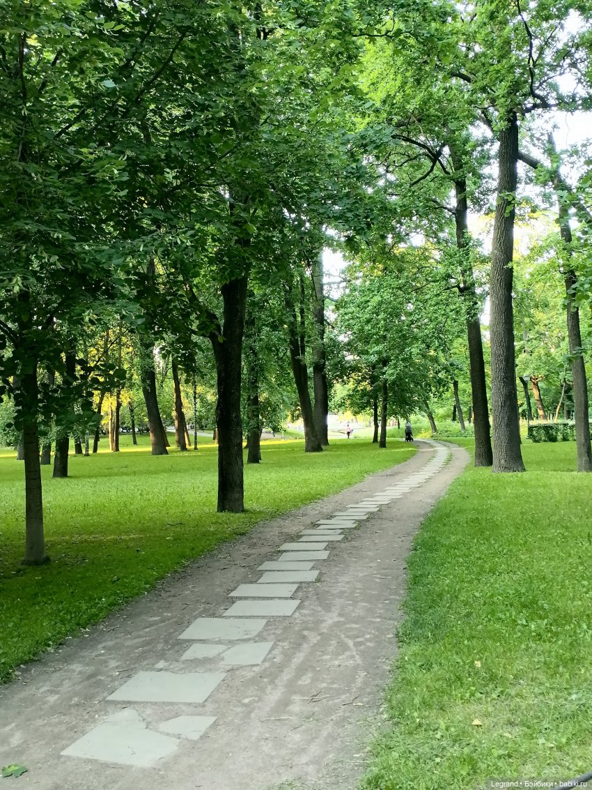 Санкт-Петербург: Таврический сад - сирень