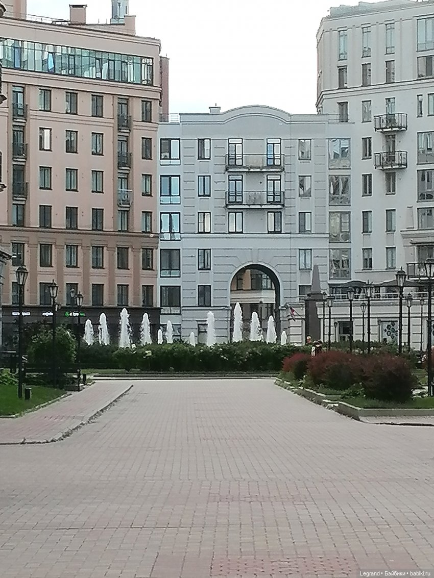 Санкт-Петербург: Фабрис на прогулке в Парадном квартале - часть вторая | Бэйбики Санкт-Петербург: Фабрис на прогулке в Парадном квартале - часть вторая