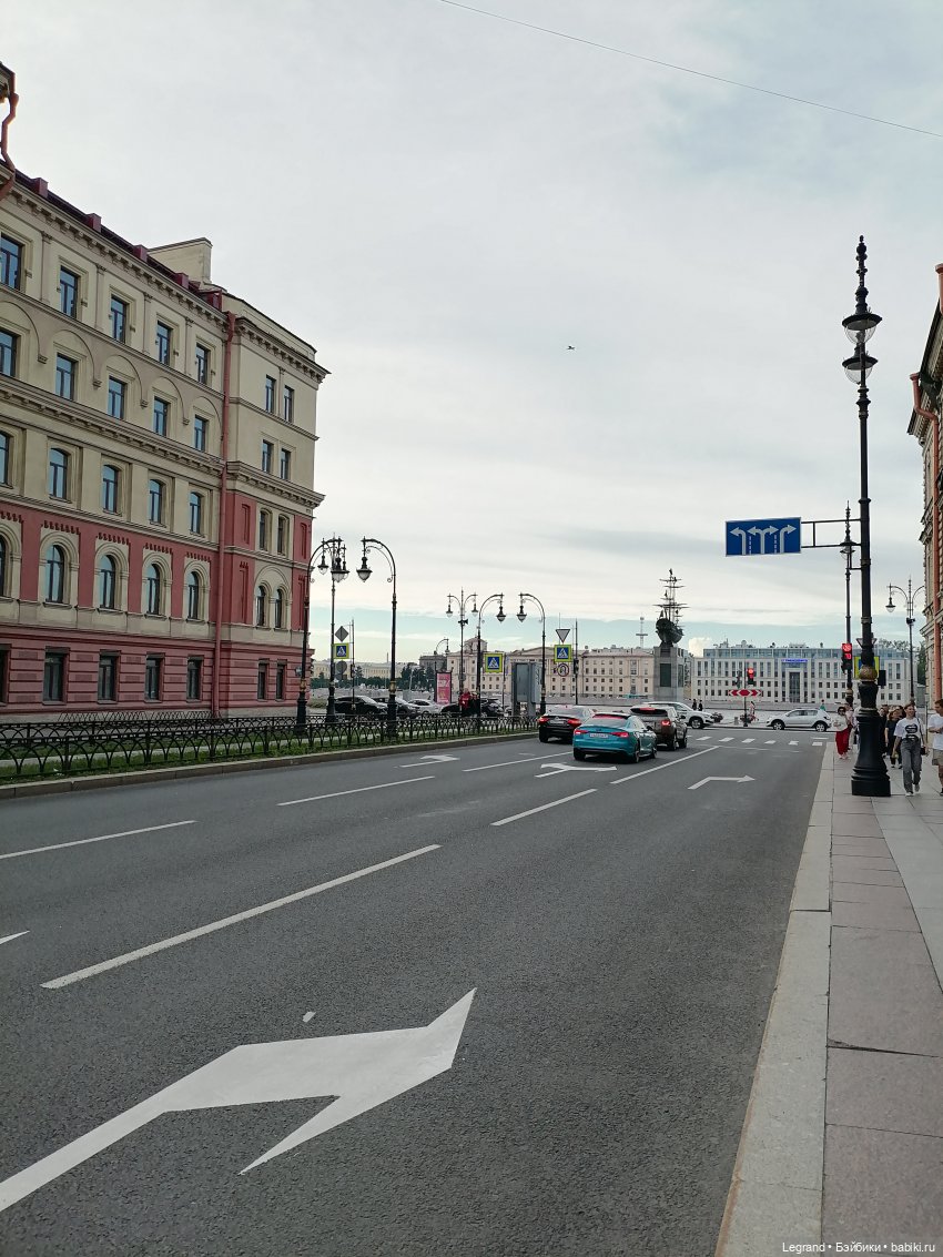 Санкт-Петербург: Барин на набережной Невы | Бэйбики Санкт-Петербург: Барин на набережной Невы (фото 9)