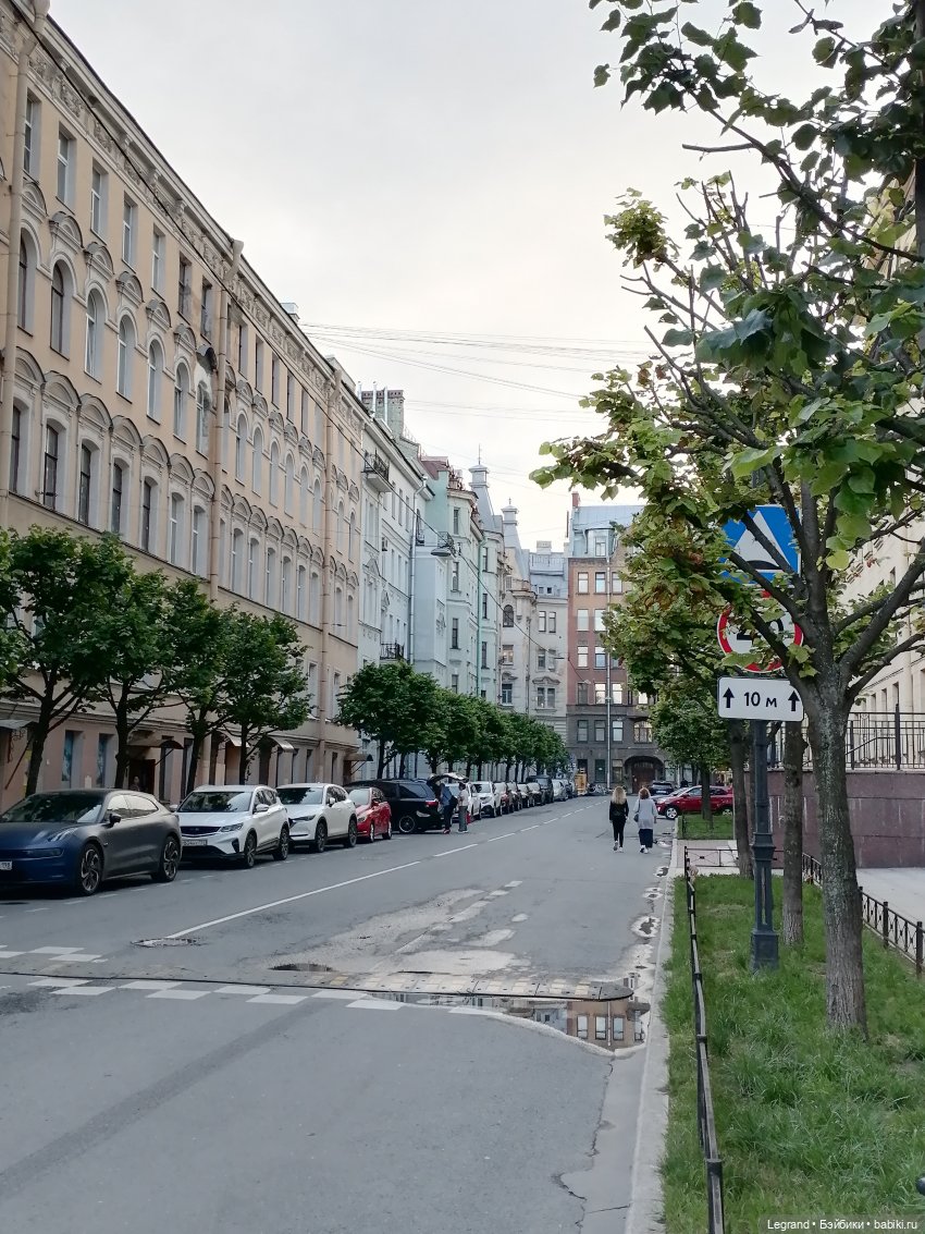 Санкт-Петербург: особняк И.К. Мясникова в начале июля (фото 10)