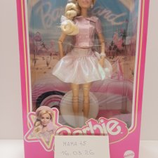 Барби Марго Роби розовый берет Barbie