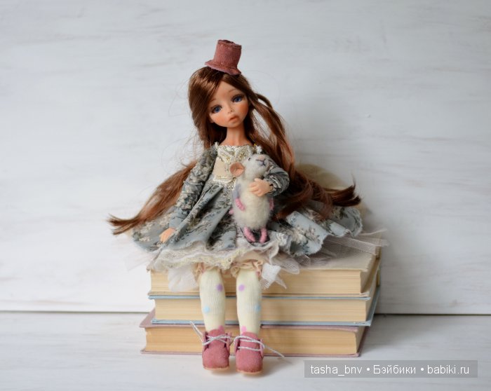 Маленькая дрессировщица Мартина. Авторская шарнирная кукла Натальи Бутенко (фото 2)