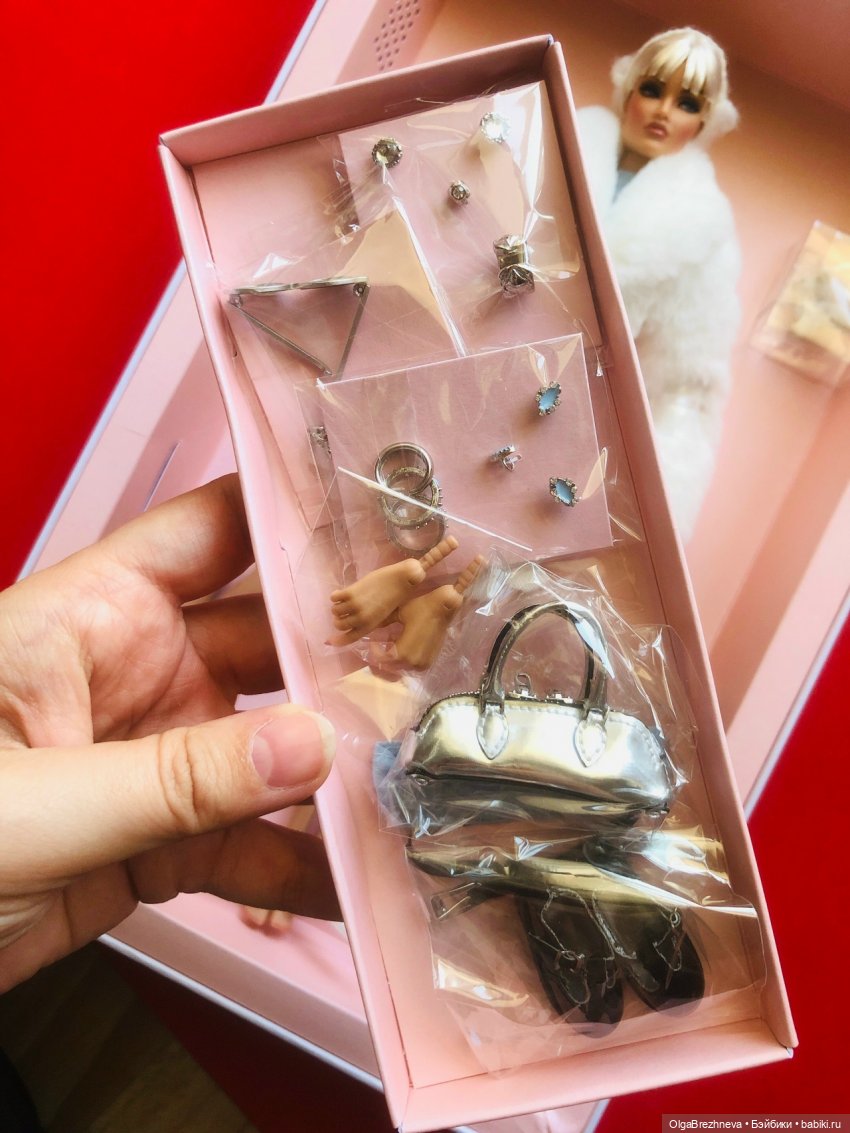 Baby Blue - Imogen Lennox The NU. Face Collection 2024 W Club Exclusive Doll