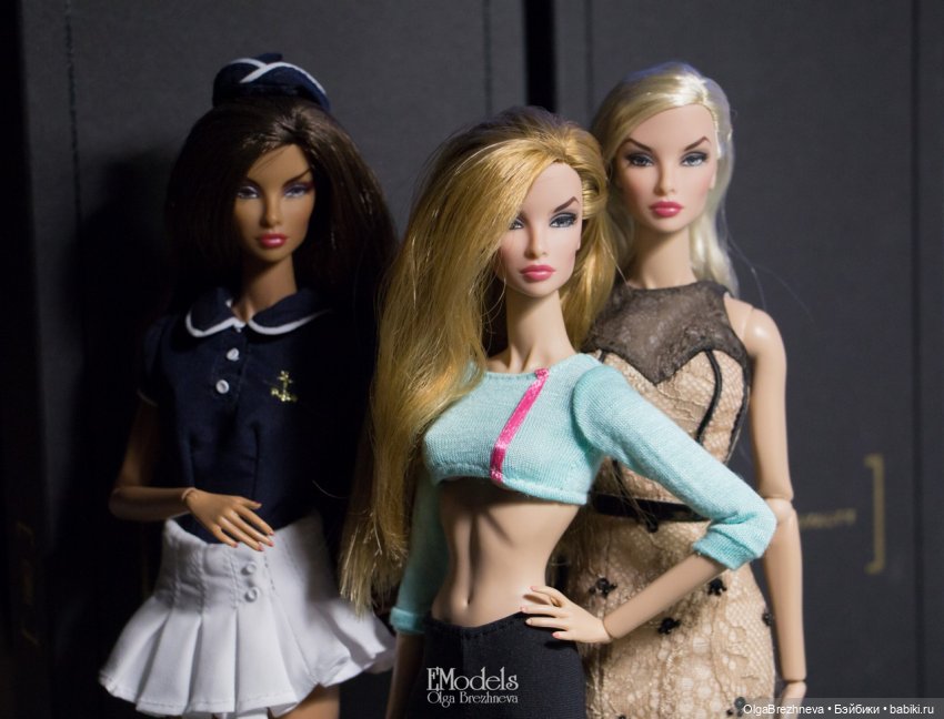 Integrity toys IT Fashion Royalty Contrasting Proposition Natalia Fatale 2016