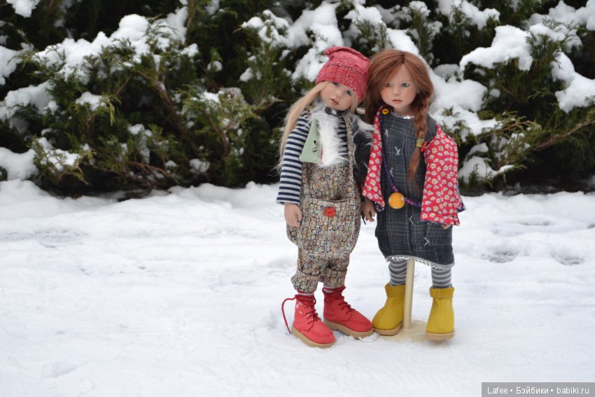 Ура! Каникулы! Fien и Lillimarie Zwergnase на зимней прогулке