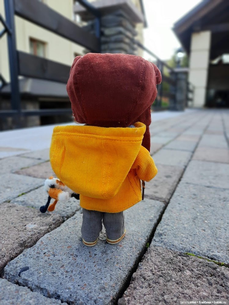 Непрошенный гость или приключения Нийки и жёлтого кота (Продолжение сентябрьских заметок)