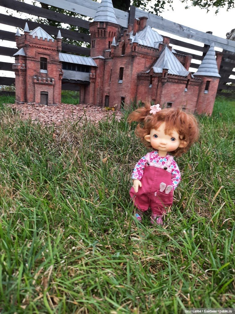 Тяжело ли быть фотографом экскурсовода (Ния в Музее миниатюр) продолжение